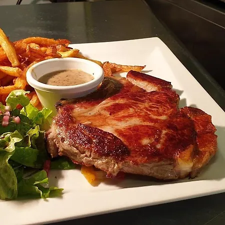 Du Petit Bonheur Bed & Breakfast *