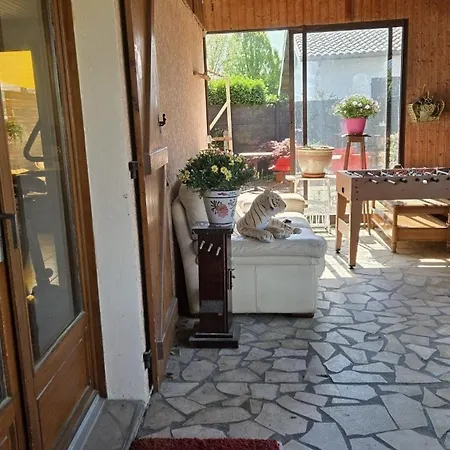 Du Petit Bonheur Bed and Breakfast