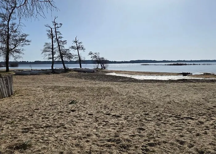 לינה וארוחת בוקר Du Petit Bonheur *